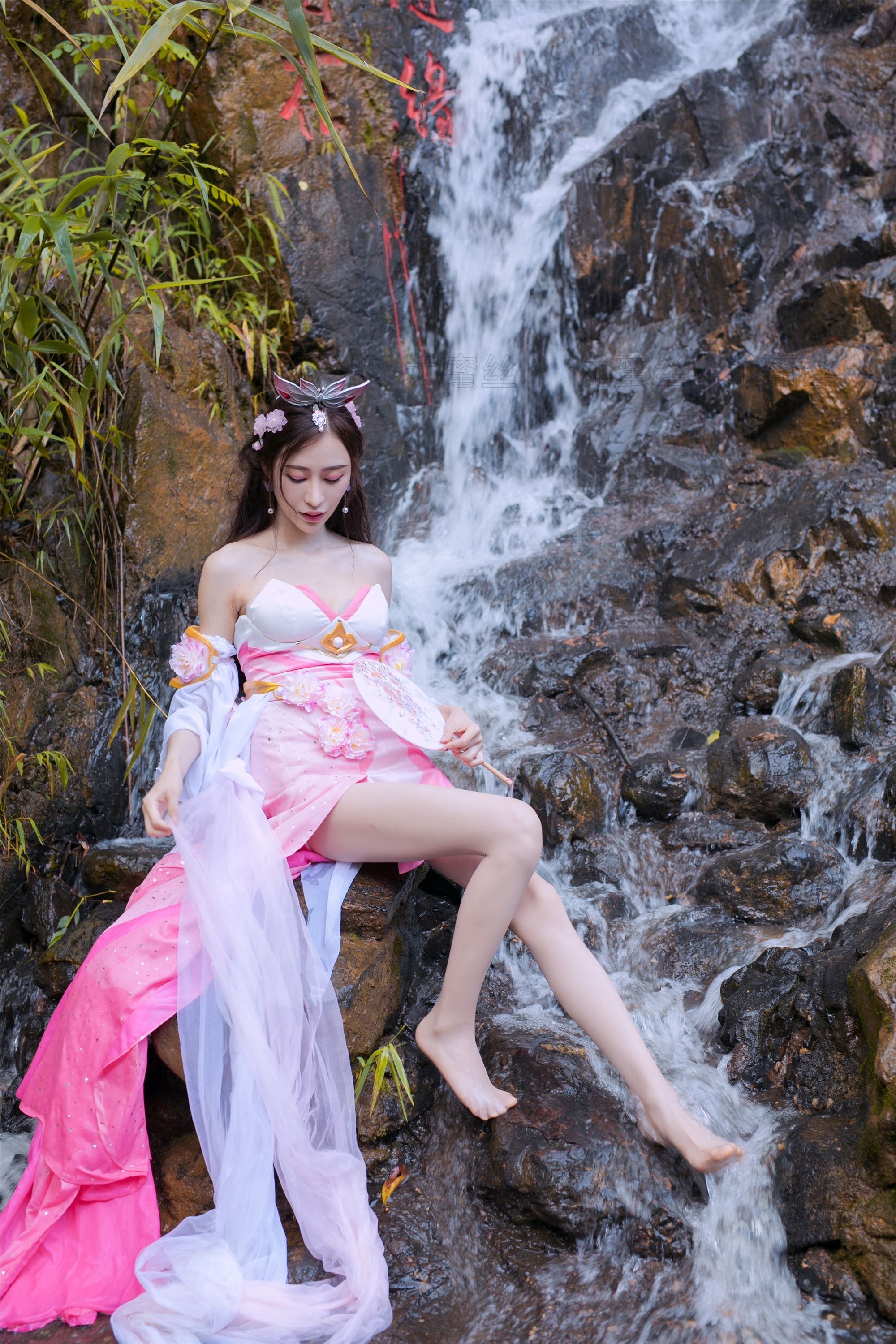 尤蜜丝 穿搭写真 NO.031